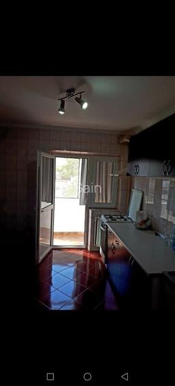 Inchiriez apartament 2 camere et 2
