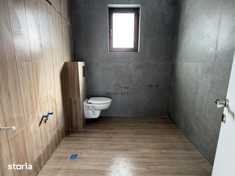 Casă cu 5 camere cu Teren 615 Mp în Dragomirești-Vale