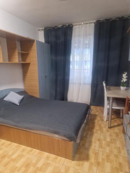 Garsonieră semidecomandată în Far