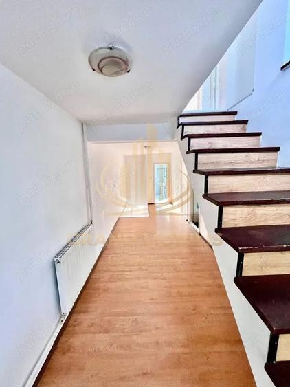 Duplex cu 5 camere cu Teren 140 Mp în Lipovei