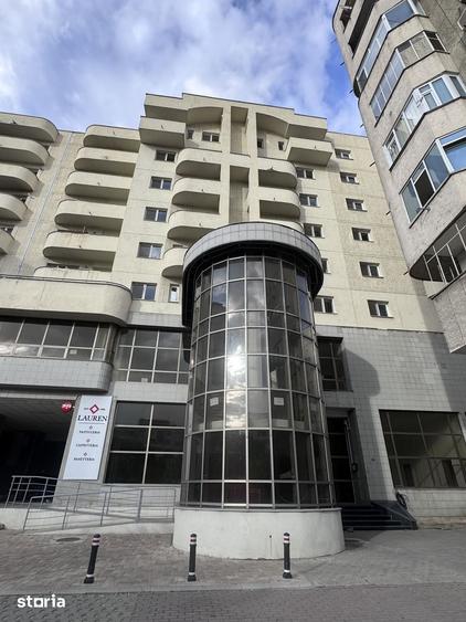Spațiu comercial, de 400 mp, în Calea București