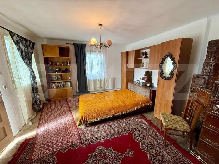 Casă individuală cu 5 camere cu Canalizare în Micro 11