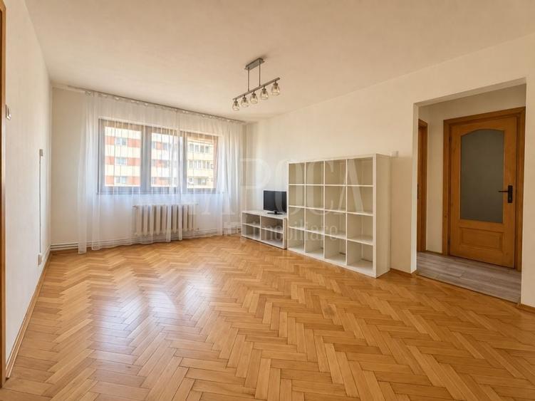 Apartament cu 3 camere semidecomandat, mobilat în Grigorescu