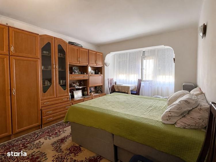 Apartament cu 3 camere decomandat în Tomis Nord