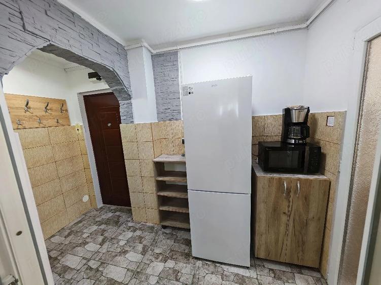Garsonieră decomandată în Central