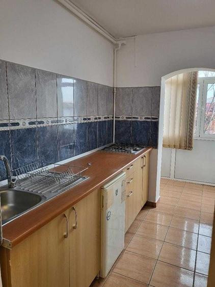 Apartament cu 2 camere decomandat în Republicii