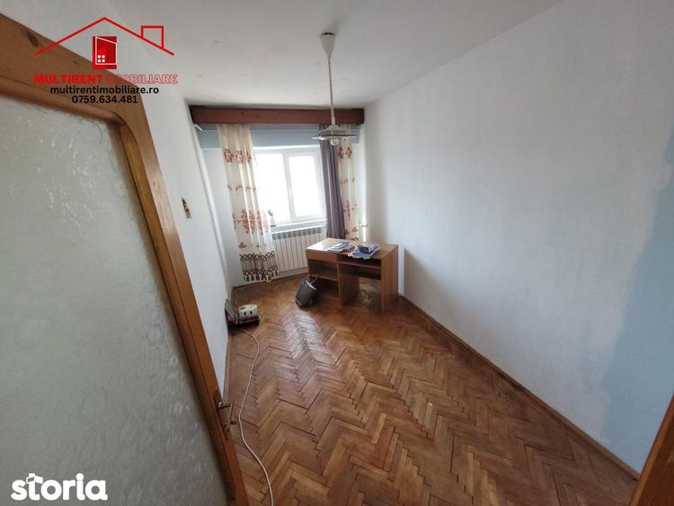 Apartament cu 4 camere în Ultracentral