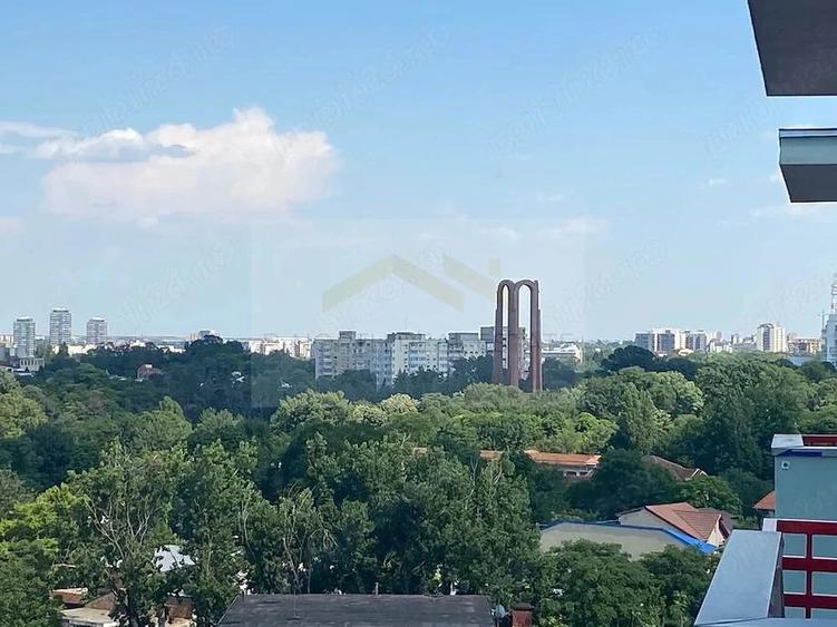 Apartament cu 2 camere decomandat în Parcul Carol