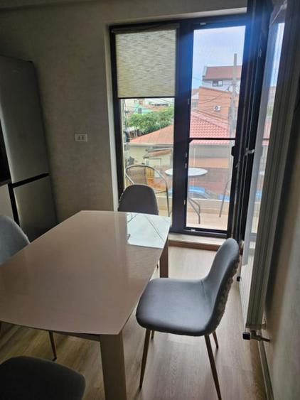 Apartament cu 2 camere decomandat în Faleza Nord