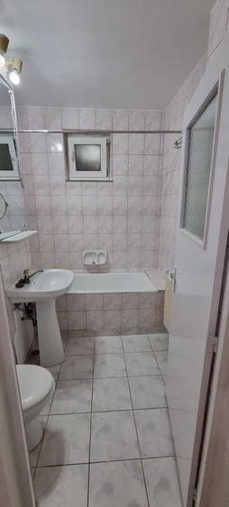 Apartament cu 2 camere decomandat în Exterior Vest