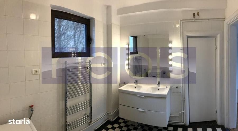 Apartament cu 4 camere în Amzei