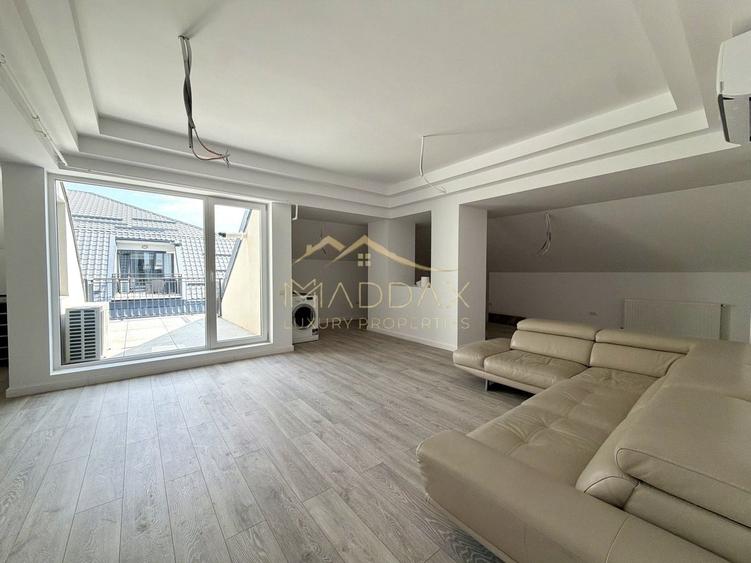Apartament cu 3 camere decomandat în Aviației