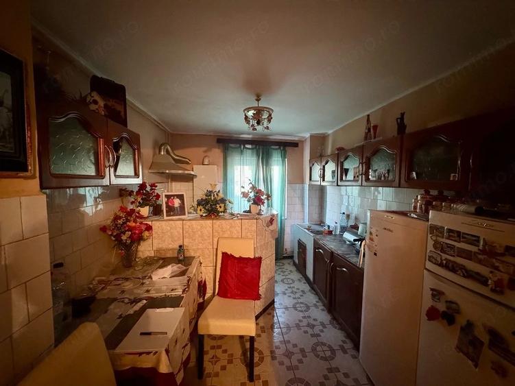 Apartament cu 3 camere decomandat în Ultracentral