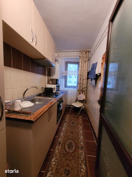 Apartament cu 2 camere semidecomandat în Viziru 3