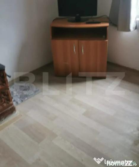 Casă cu 2 camere cu Teren 420 Mp în Central