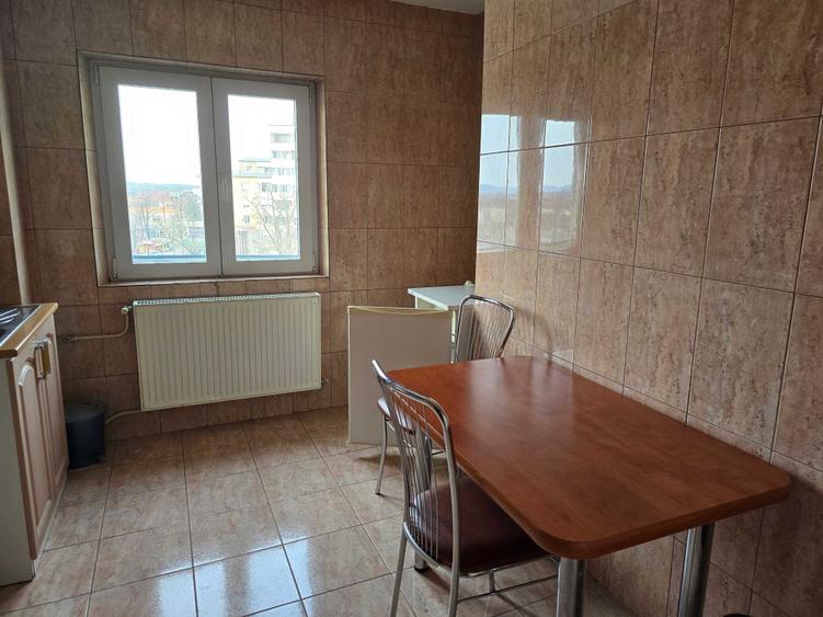 vand apartament centru Beius - 3