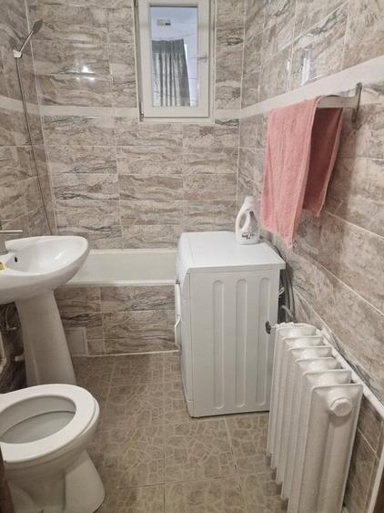 Apartament cu 2 camere semidecomandat în Bucur Obor