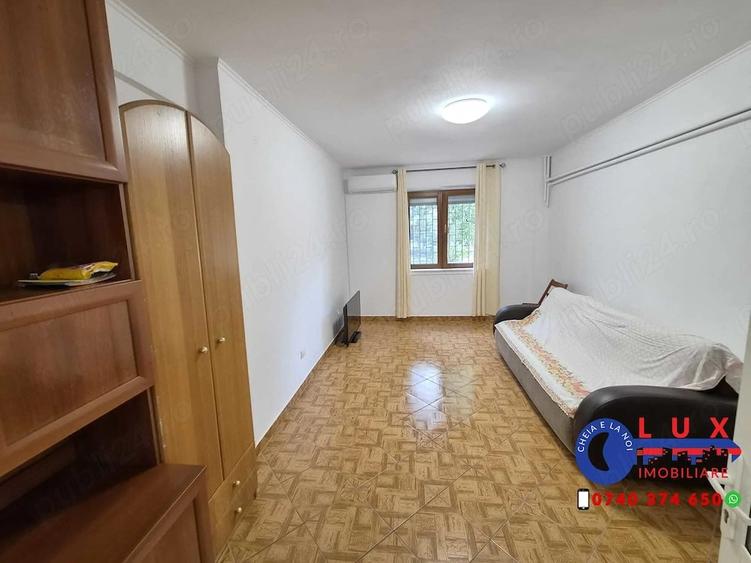 Apartament cu 2 camere nedecomandat în Central