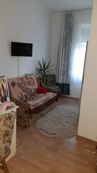 Casă cu 5 camere cu Teren 550 Mp în Sulina