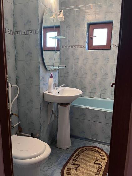 Apartament cu 3 camere decomandat în Siderurgiștilor
