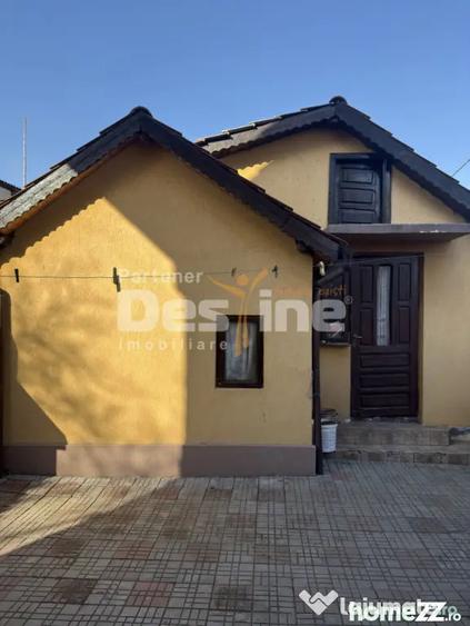 Casă cu 5 camere cu Teren 181 Mp în Rovine