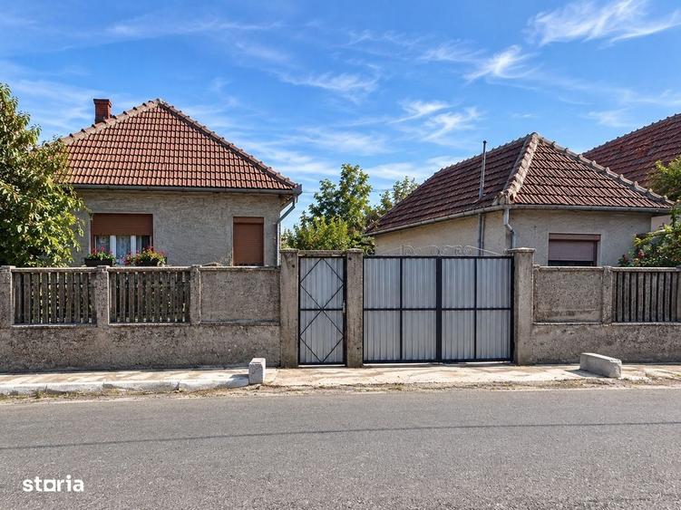 Casă cu 3 camere în Central