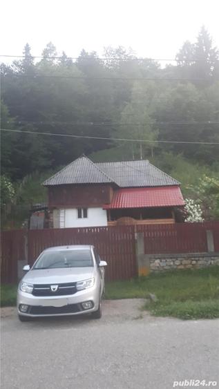 Teren de 2000 mp, în Bradu