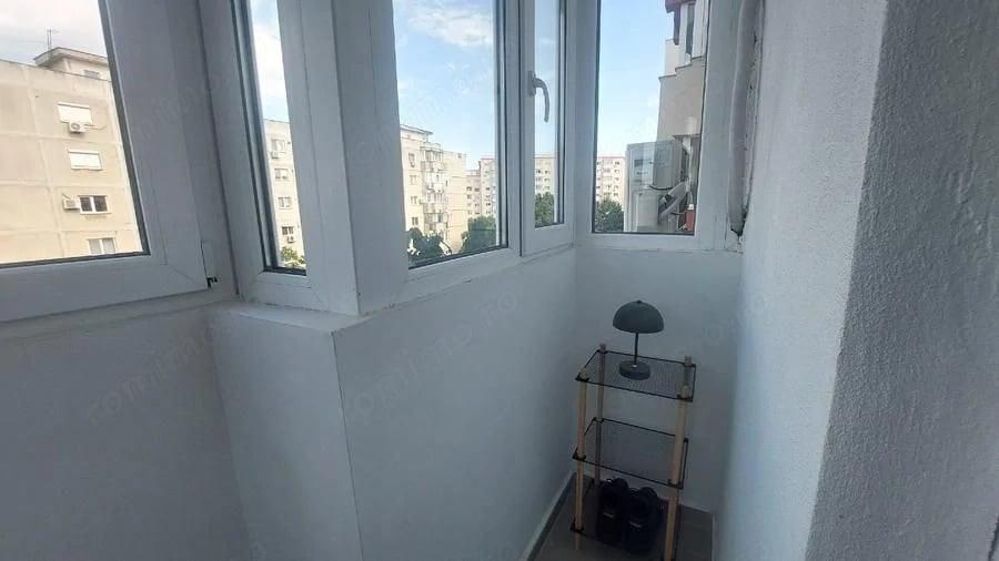 Garsonieră decomandată în Brâncoveanu