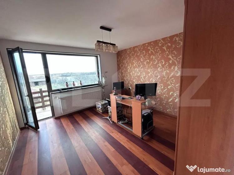 Casă cu 6 camere cu Teren 2000 Mp în Aeroport