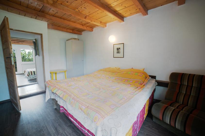 Casă individuală cu 5 camere cu Teren 1364 Mp în Brebu