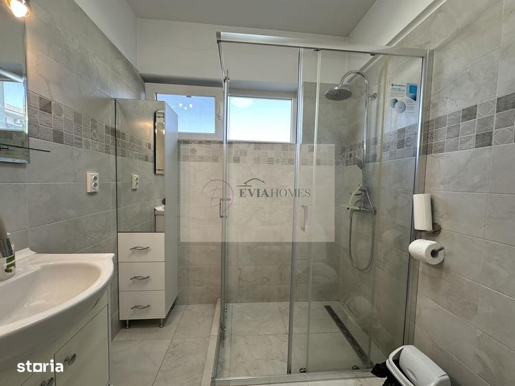 Apartament cu 4 camere în Mărăști