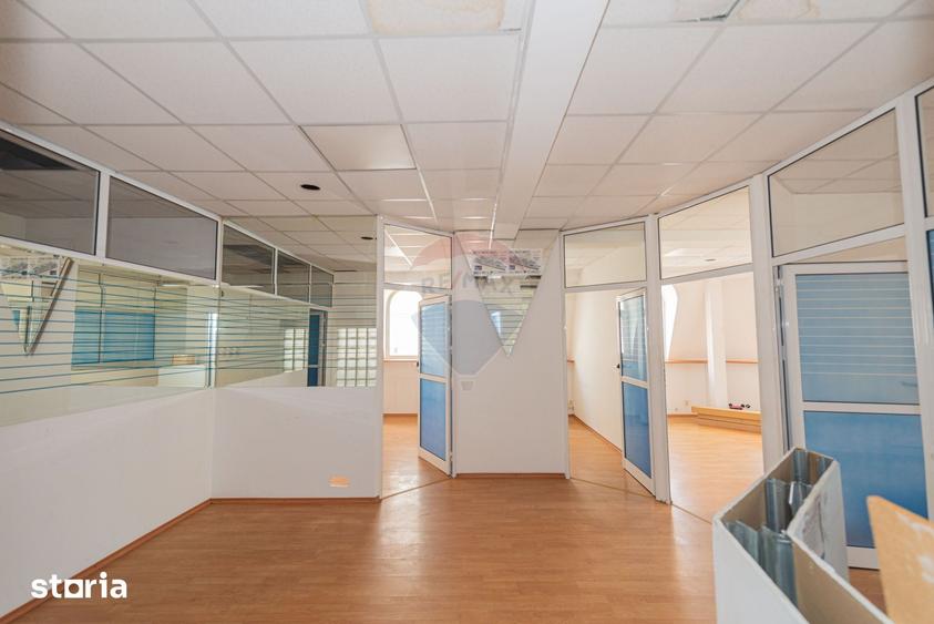 Spațiu comercial, de 120 mp, în Eminescu
