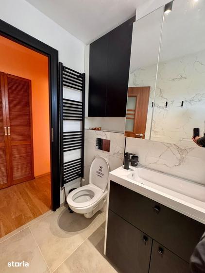 Apartament cu 2 camere semidecomandat în Florilor