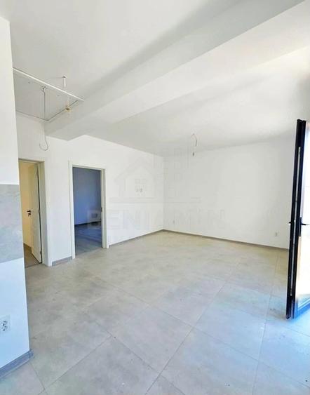 Casă cu 3 camere cu Teren 322 Mp în Ișalnița
