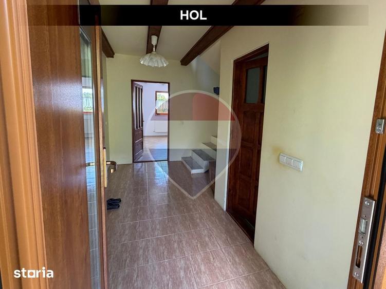 Casă cu 3 camere cu Teren 1594 Mp în Valea Borcutului