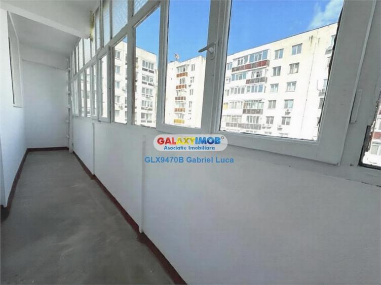 Apartament cu 3 camere decomandat în Tineretului