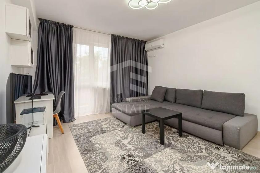 Apartament cu 3 camere decomandat în Titan