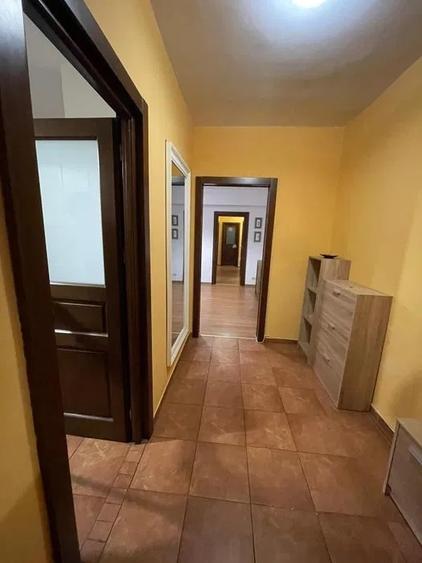 Apartament cu 2 camere decomandat în Tătărași