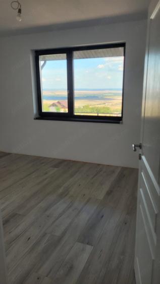 Casă cu 2 camere cu Teren 650 Mp în Chicerea