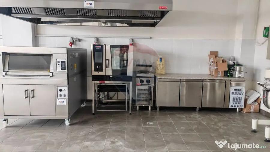 Spațiu comercial, de 200 mp, în Central