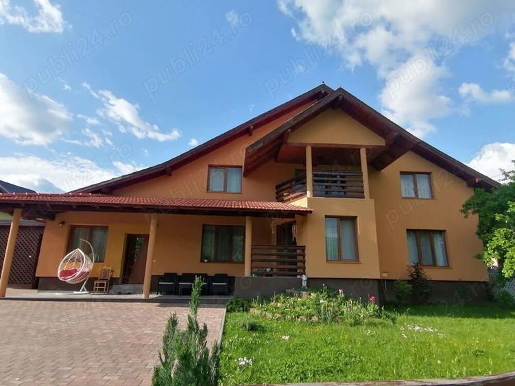 Casă cu 6 camere în Ibănești