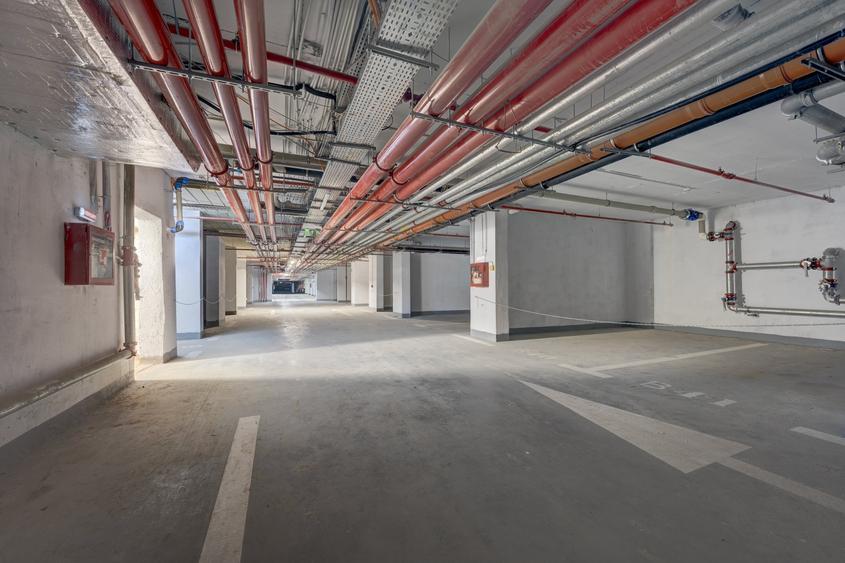 Apartament cu 4 camere decomandat în Militari