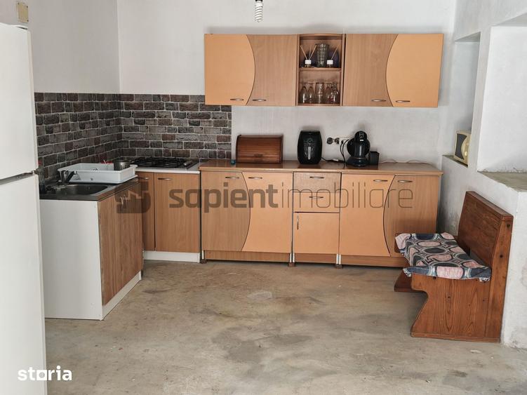 Casă cu 3 camere cu Teren 1000 Mp în Biharia