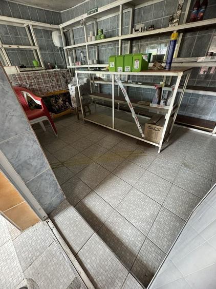 Spațiu comercial, de 249 mp, în Ceacu