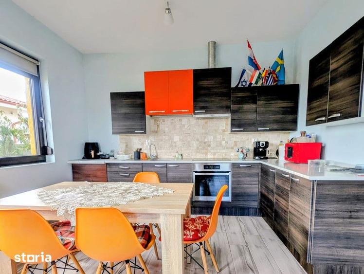 Casă cu 4 camere cu Teren 500 Mp în Central