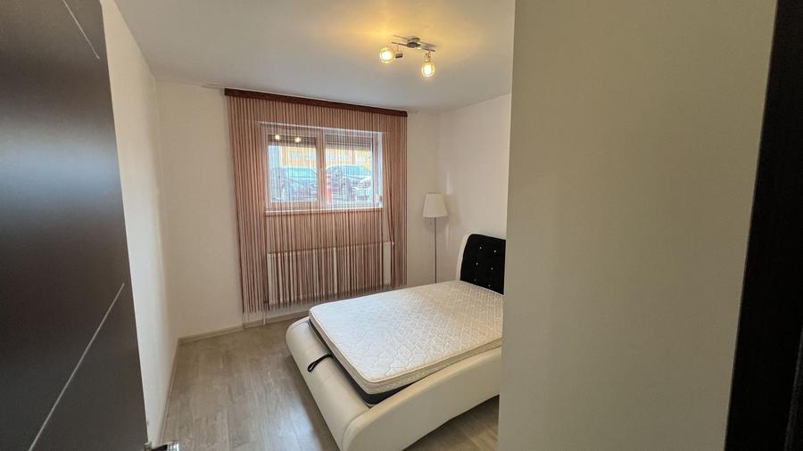 Apartament cu 2 camere decomandat, mobilat în Păcii