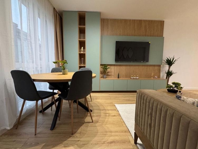Apartament cu 2 camere decomandat în Florești