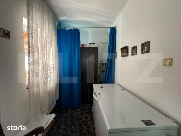 Casă cu 6 camere cu Teren 1200 Mp în Șoimuș