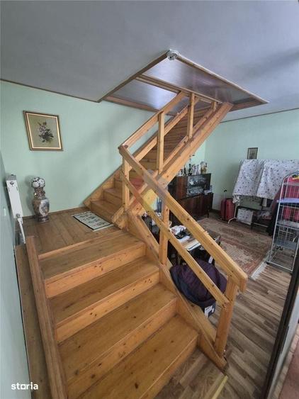Casă cu 4 camere în Vărsătura