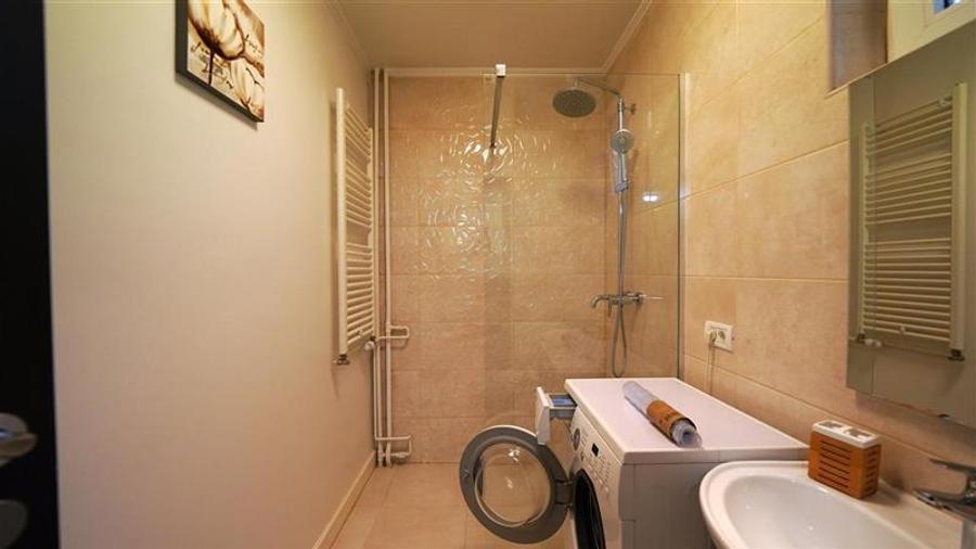Apartament cu 2 camere decomandat în Rogerius